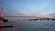 https://upload.wikimedia.org/wikipedia/commons/thumb/7/76/Bosphorus_Bridge.jpg/220px-Bosphorus_Bridge.jpg